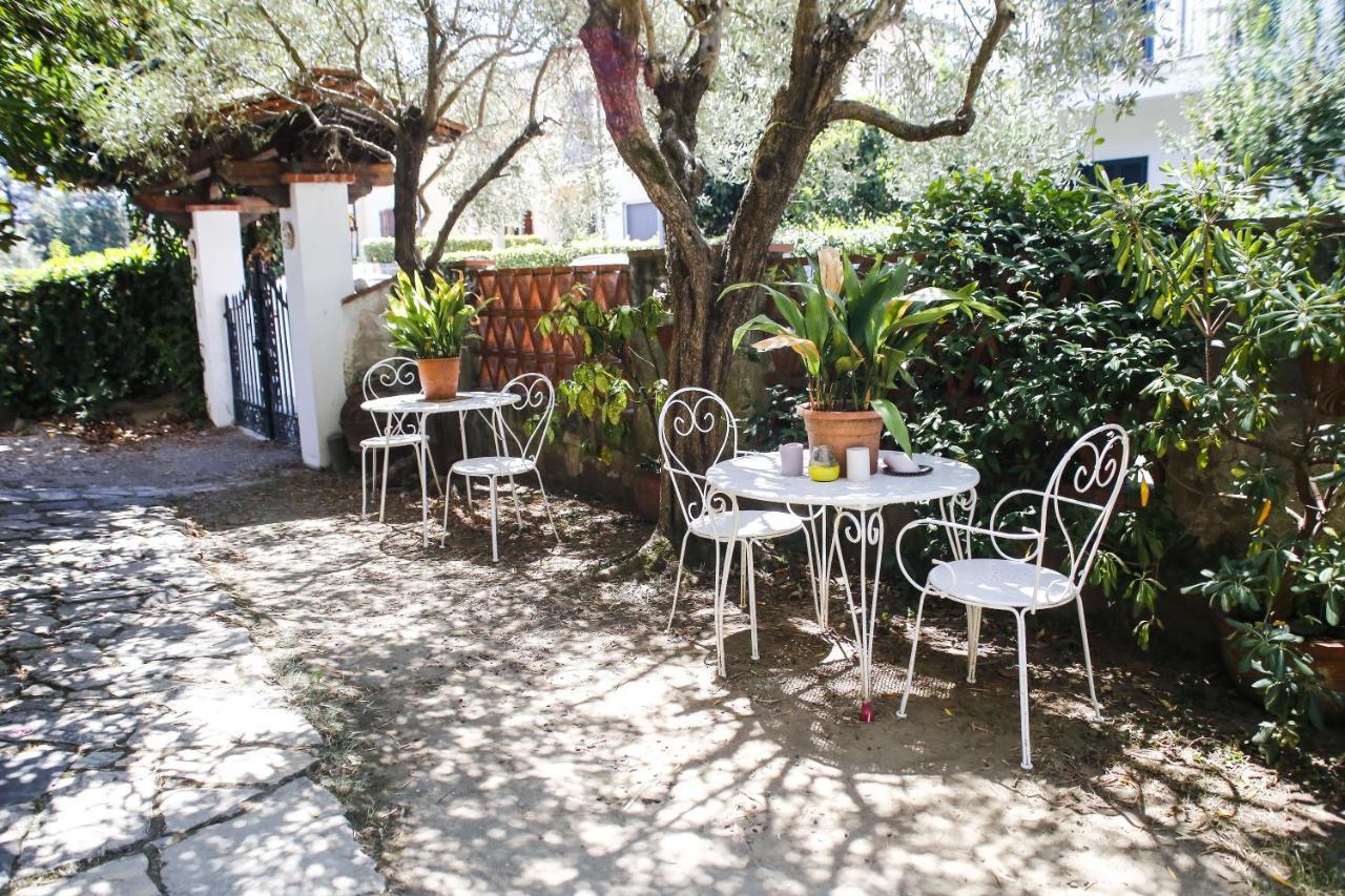 Hotel Enzo'S House Lucca Exterior foto